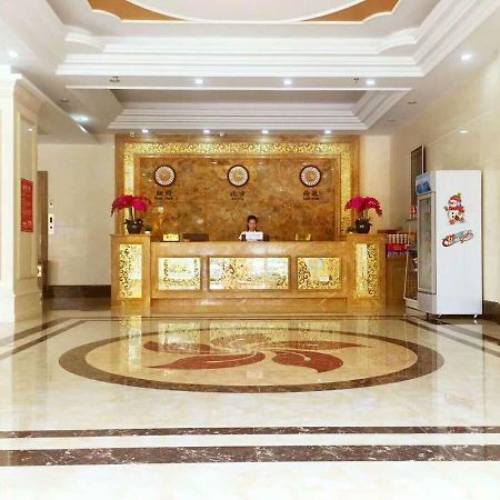 Longhui Business Hotel Huizhou  Esterno foto