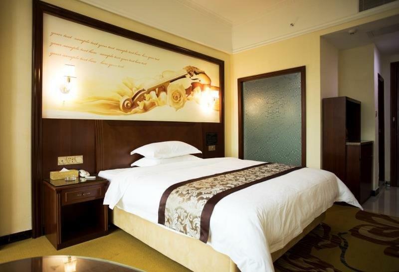 Longhui Business Hotel Huizhou  Esterno foto