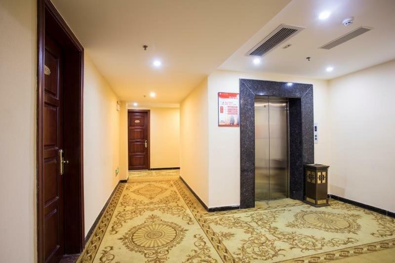 Longhui Business Hotel Huizhou  Esterno foto